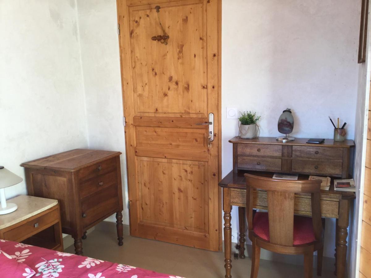La Maison De Jean Les Adrets Екстериор снимка